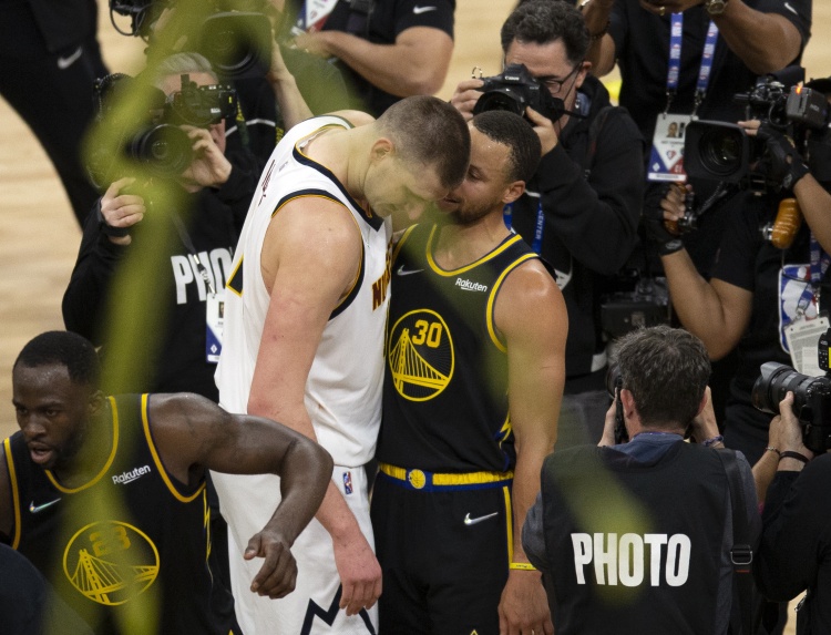 NBA上季BRI未达预期😲库里损失510万联盟最多 约基奇&大帝470万