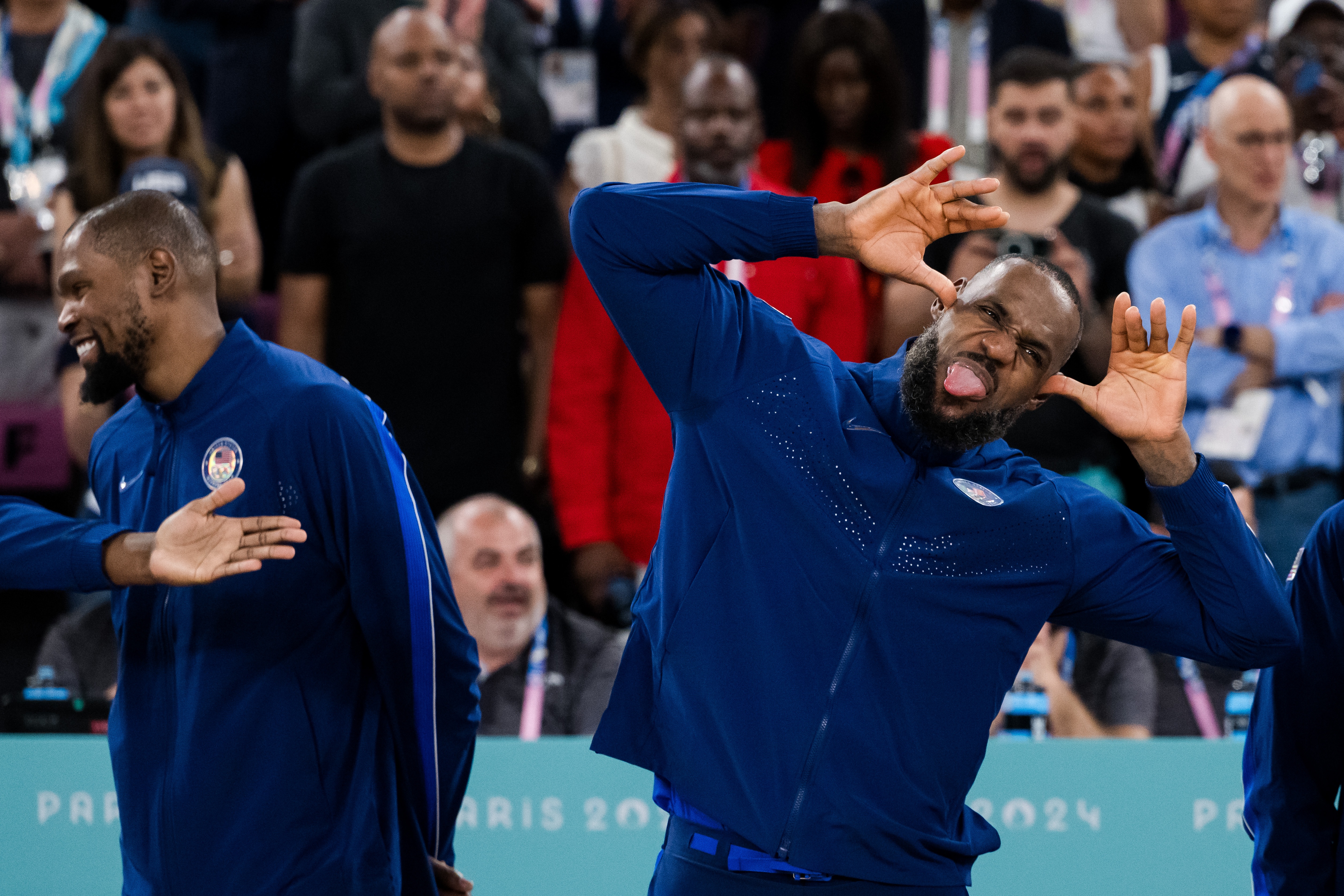 KD：我的个人排名乔詹科都在我之下 这只是小孩子的游戏 不要当真