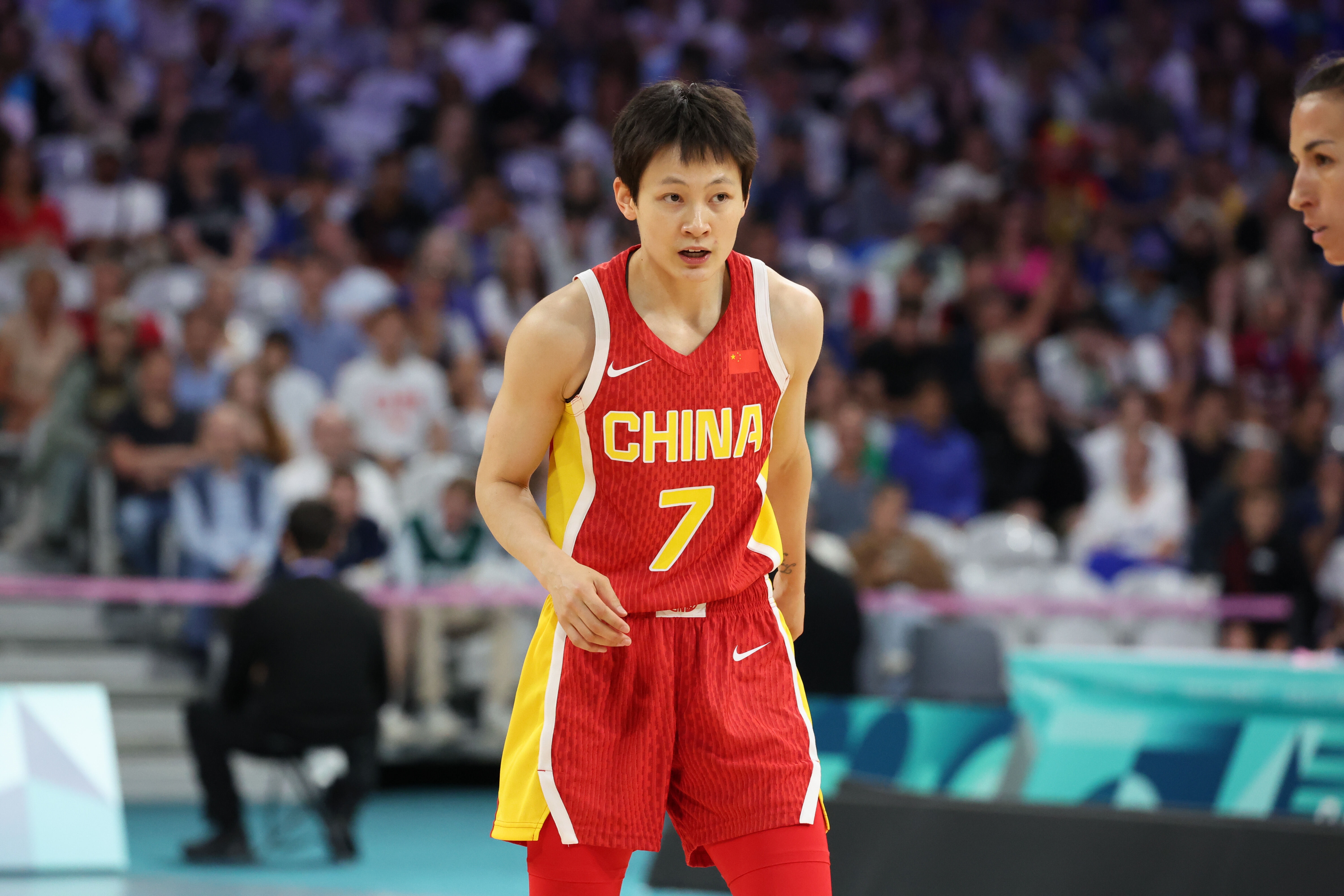 太稳了！队长杨力维6中5高效拿下13分2板3助1断