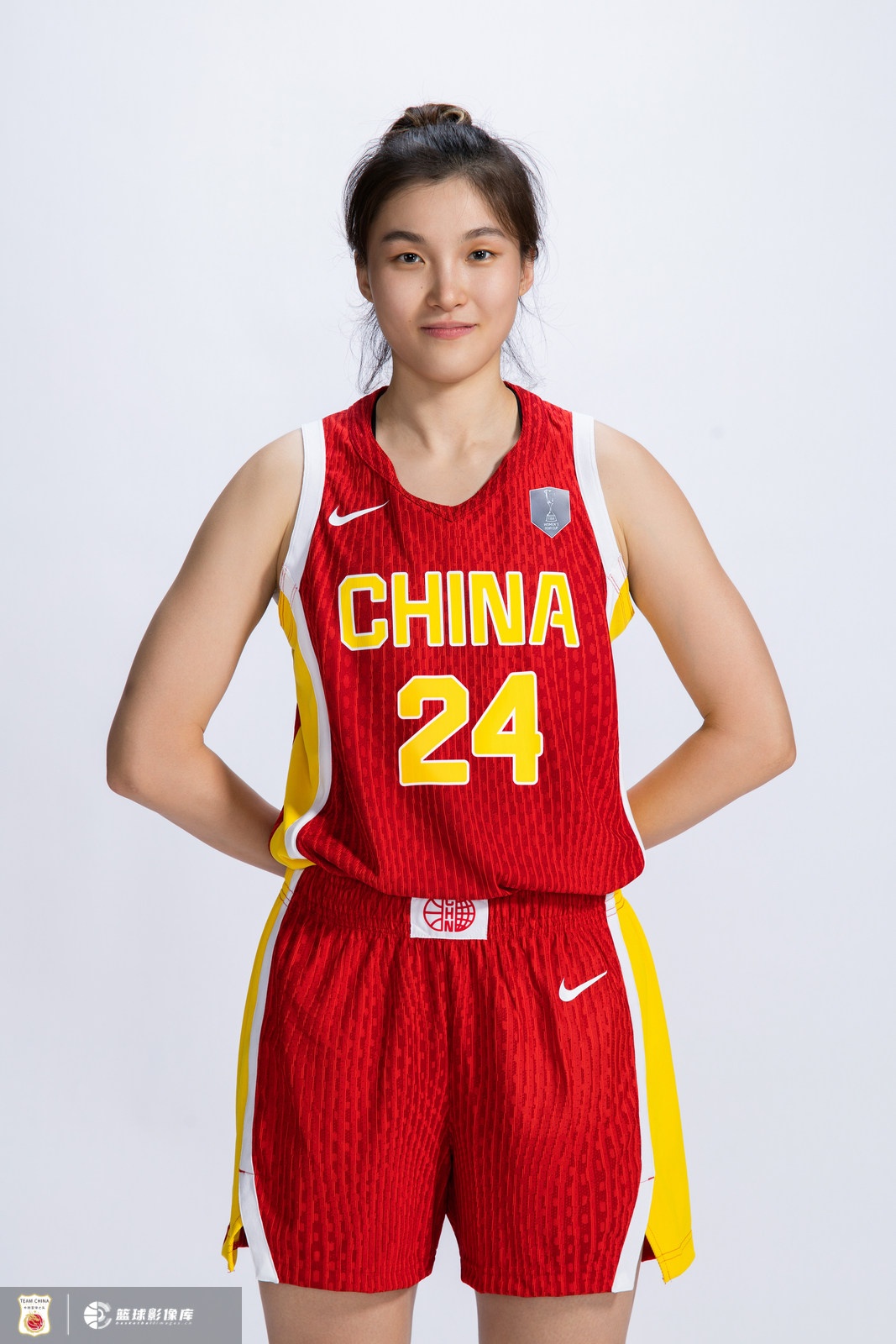 女花荣🏹翟若云全场三分7中4 射下12分4板3助2断&正负值+27