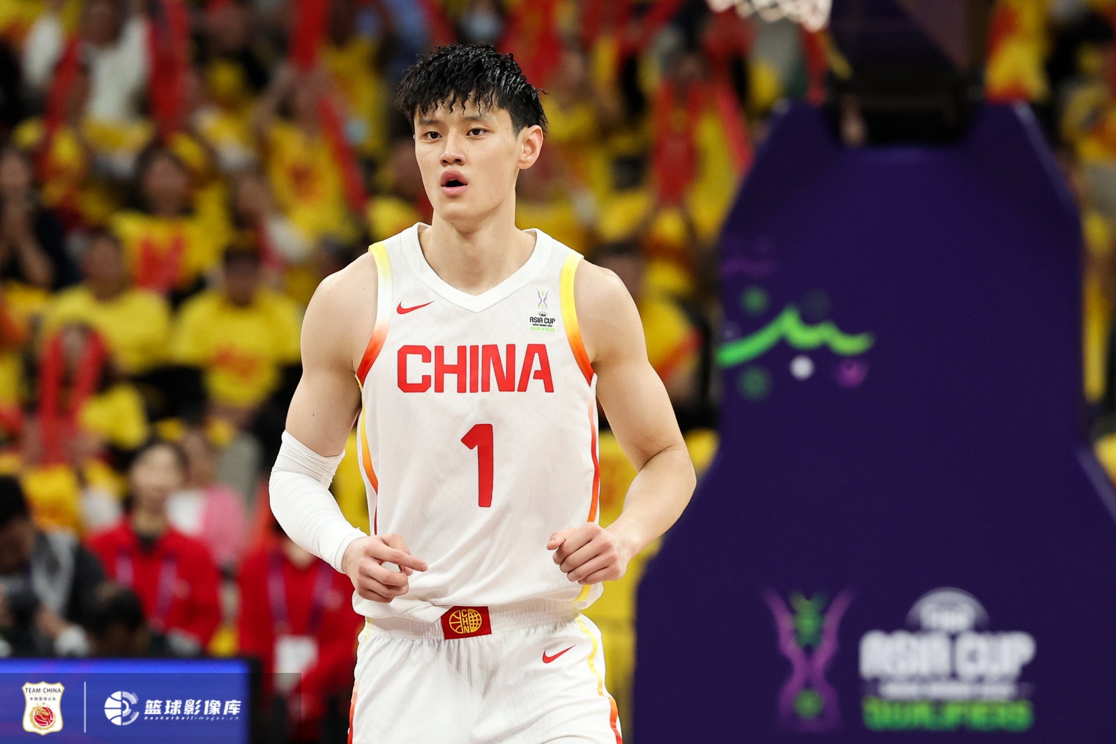 媒体人：中国男篮结束欧洲拉练 今日返京 曾凡博将前往国家队报到