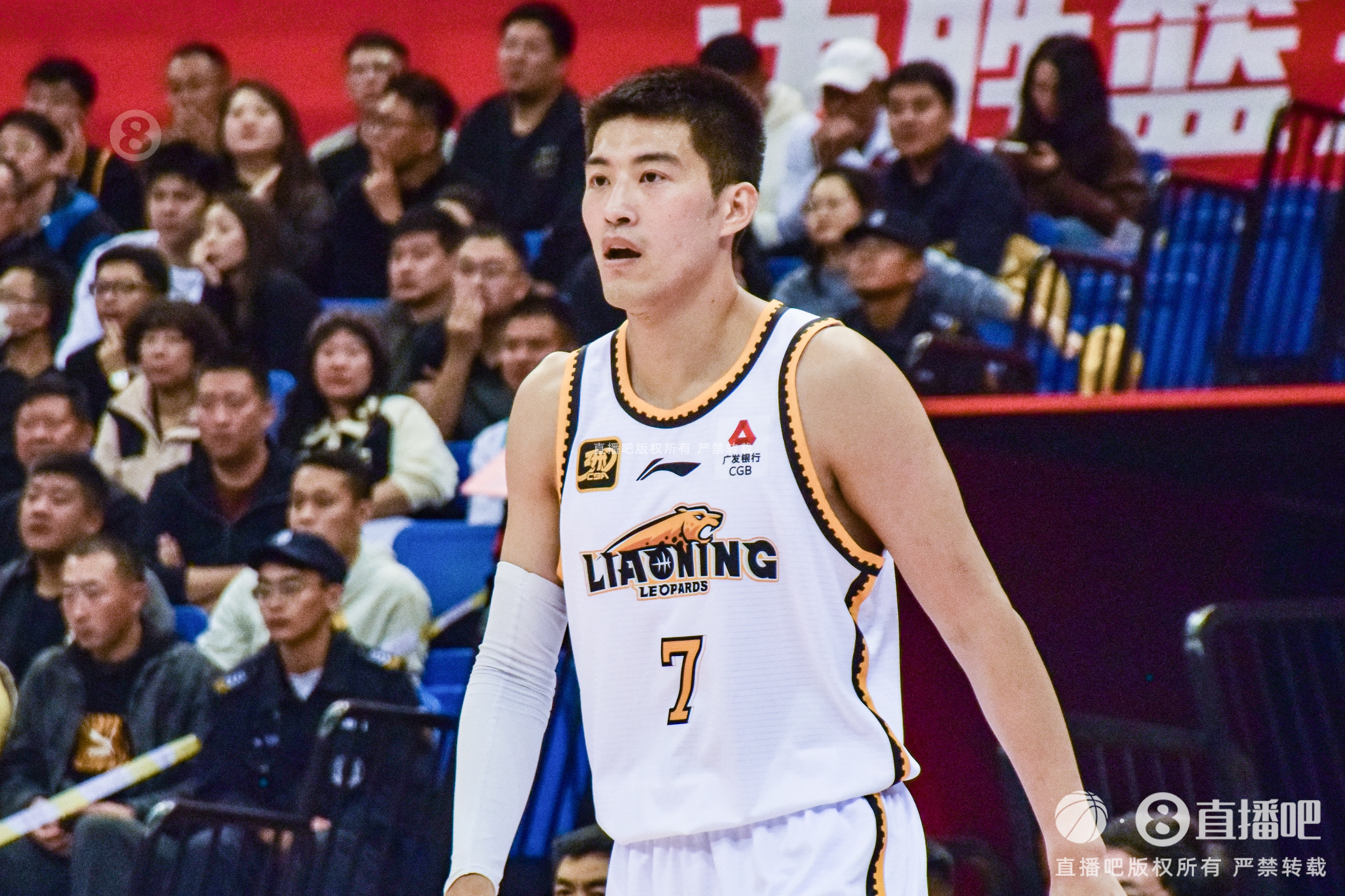 媒体人：辽宁男篮锋线赵率舟将正式转会宁波