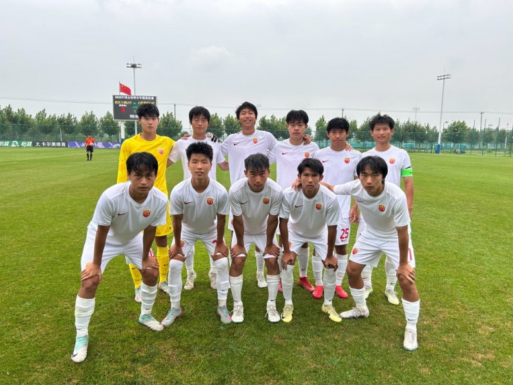 青少年精英联赛第一阶段 上海海港U17队2:0战胜武汉三镇U17队