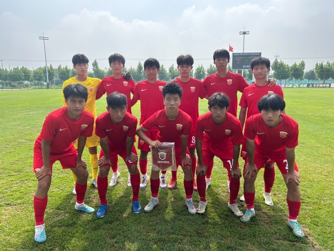 上海海港U17队6-0战胜成都蓉城U17队，取得青少年精英联赛三连胜