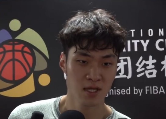 王浩然：新西兰球员的身体对抗非常强 这一场比赛是很好的教训