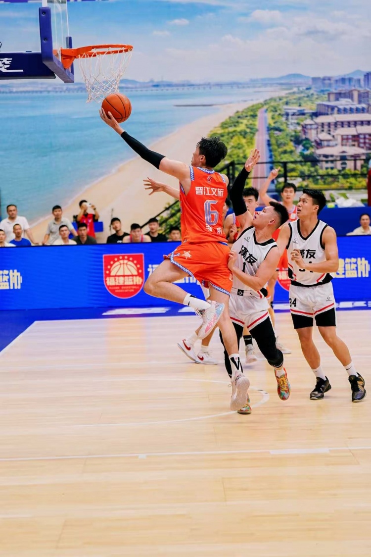 🏀同心杯-曾凌铉20+5 状元杨曦皓18分 福建浔兴大胜香港汉友